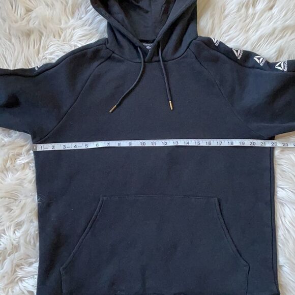Men’s Reebok Black Pullover Hoodie with Logos and Kangaroo Pocket (Medium) - Picture 14 of 16